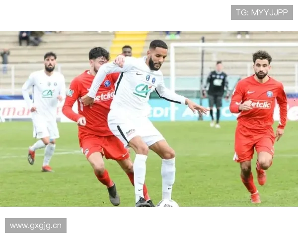 图卢兹前锋错失抢点机会队友直言每个人应专注自身角色